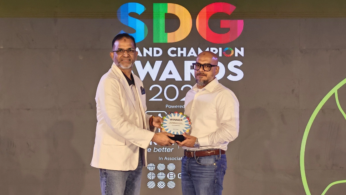 টেকসই আর্থিক খাত ও কমিউনিটি উন্নয়নে এসডিজি অ্যাওয়ার্ড জিতল বিকাশ