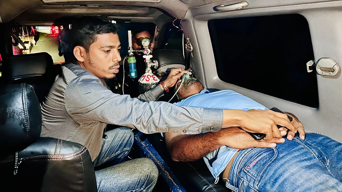 কুয়াকাটায় সাংবাদিকের ওপর হামলা