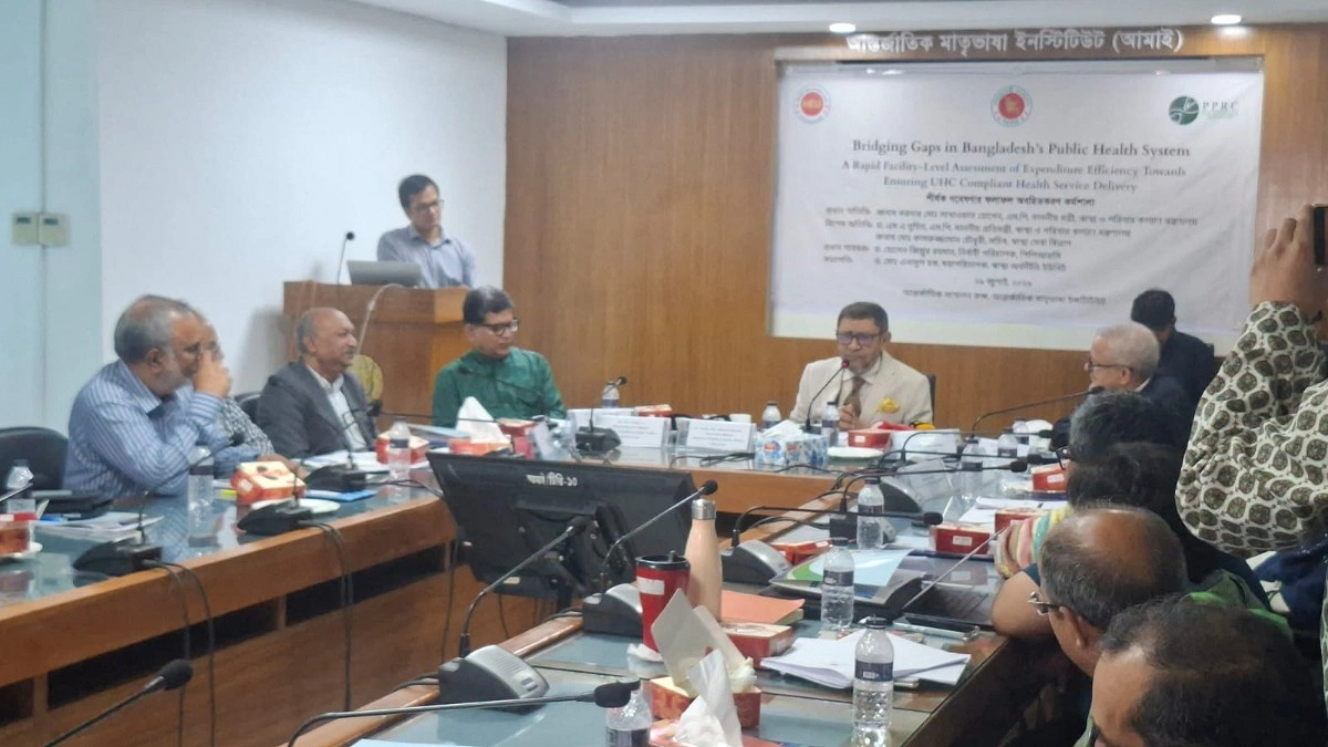 হাসপাতালের দালাল চক্র বন্ধে কঠোর হুঁশিয়ারি স্বাস্থ্যমন্ত্রীর