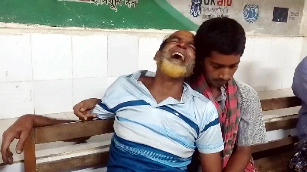 উপার্জনক্ষম সন্তান হারিয়ে দিশেহারা বাবা-মা