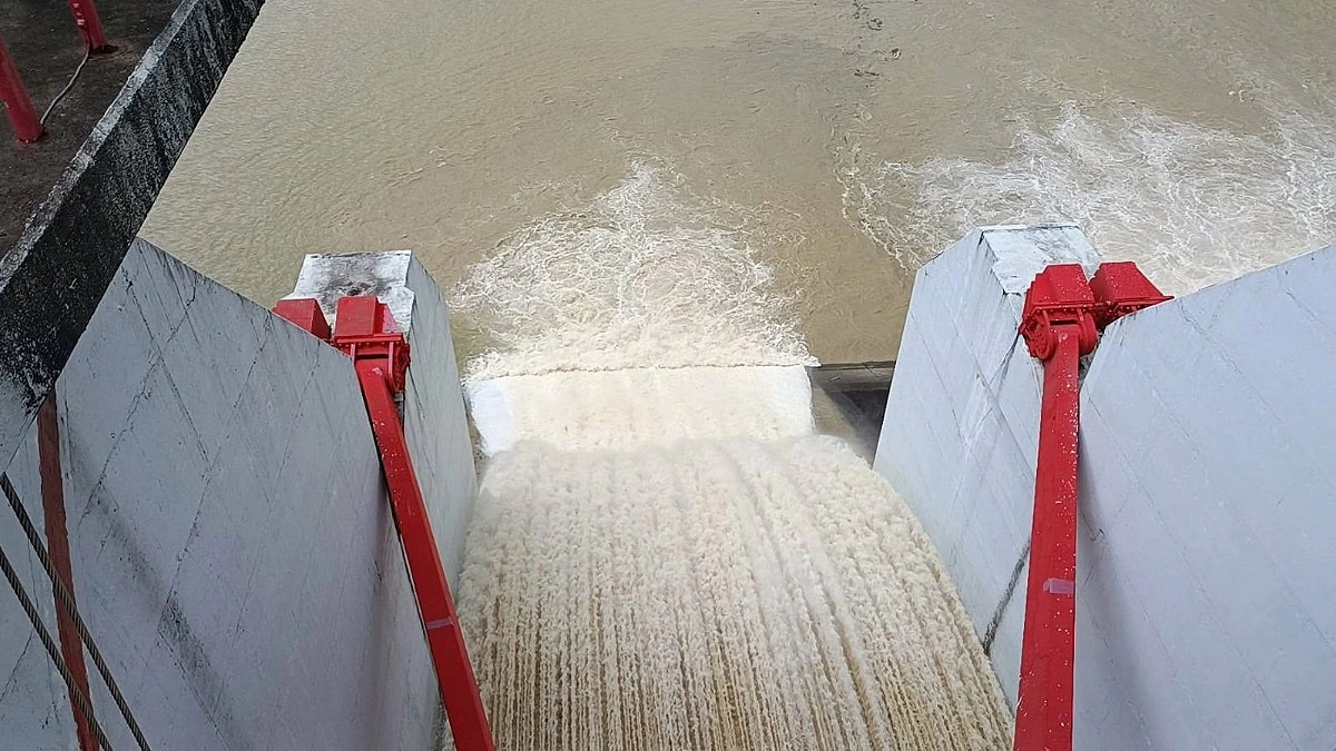 ৪ দিন পর বন্ধ কাপ্তাই বাঁধের ১৬ জলকপাট