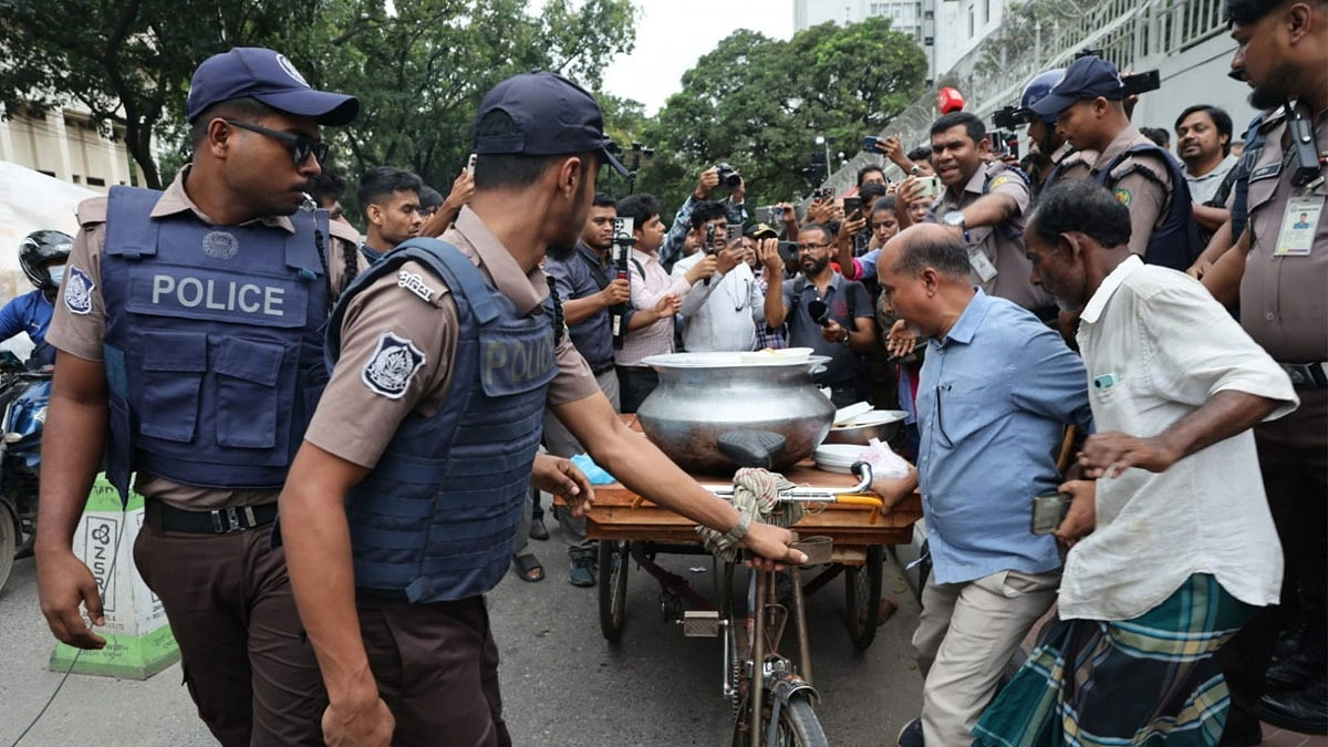 সচিবালয়ের সামনে ভাতের হোটেল, অতঃপর ...