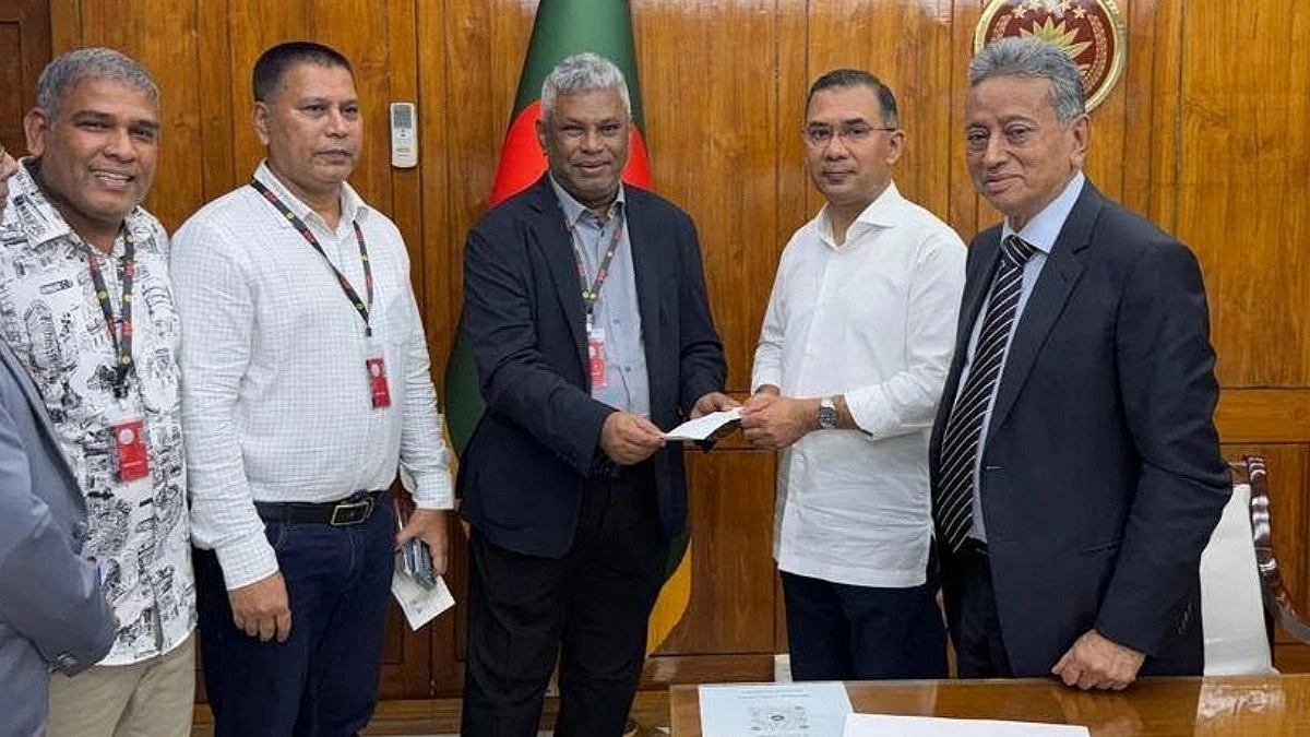 প্রধানমন্ত্রীর ত্রাণ তহবিলে এক কোটি টাকা দিল চট্টগ্রাম চেম্বার