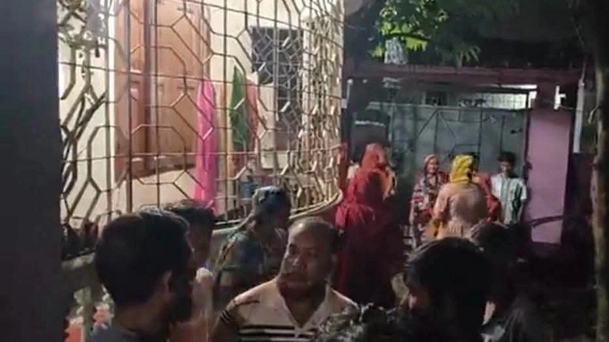 বিএনপি নেতার বাড়িতে গভীর রাতে হামলা-ভাঙচুর, তদন্তে পুলিশ