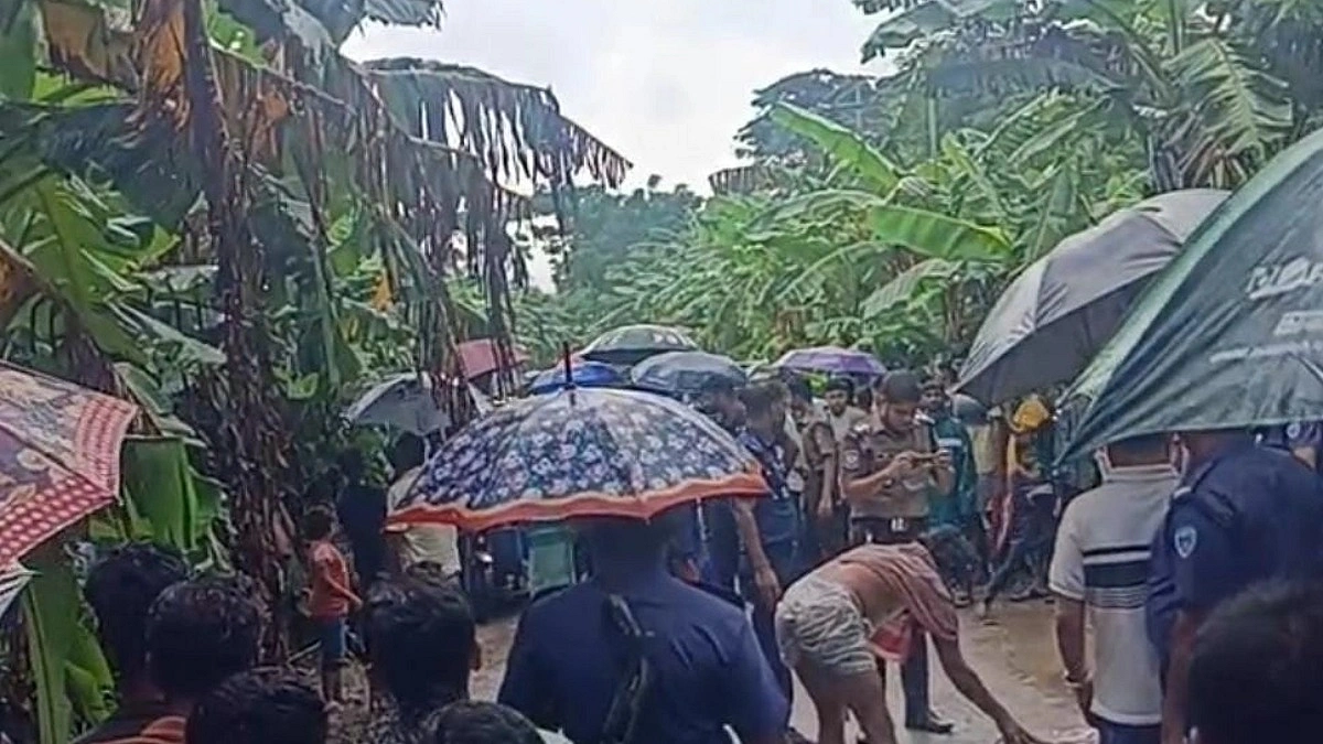 হাতিয়ায় পুকুরে ভাসছিল অজ্ঞাত মরদেহ