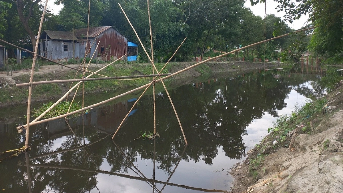 সাটুরিয়ায় চন্দ্রখালী খাল পুনঃখননের উদ্বৃত্ত টাকা সরকারি কোষাগারে ফেরত