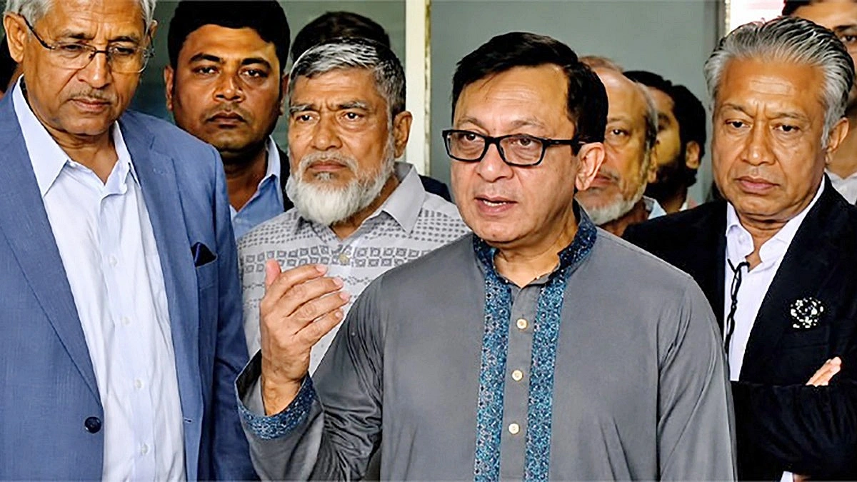 জাহাজভাঙা শিল্প শীর্ষ পর্যায়ে উন্নীত করতে কাজ করছে সরকার