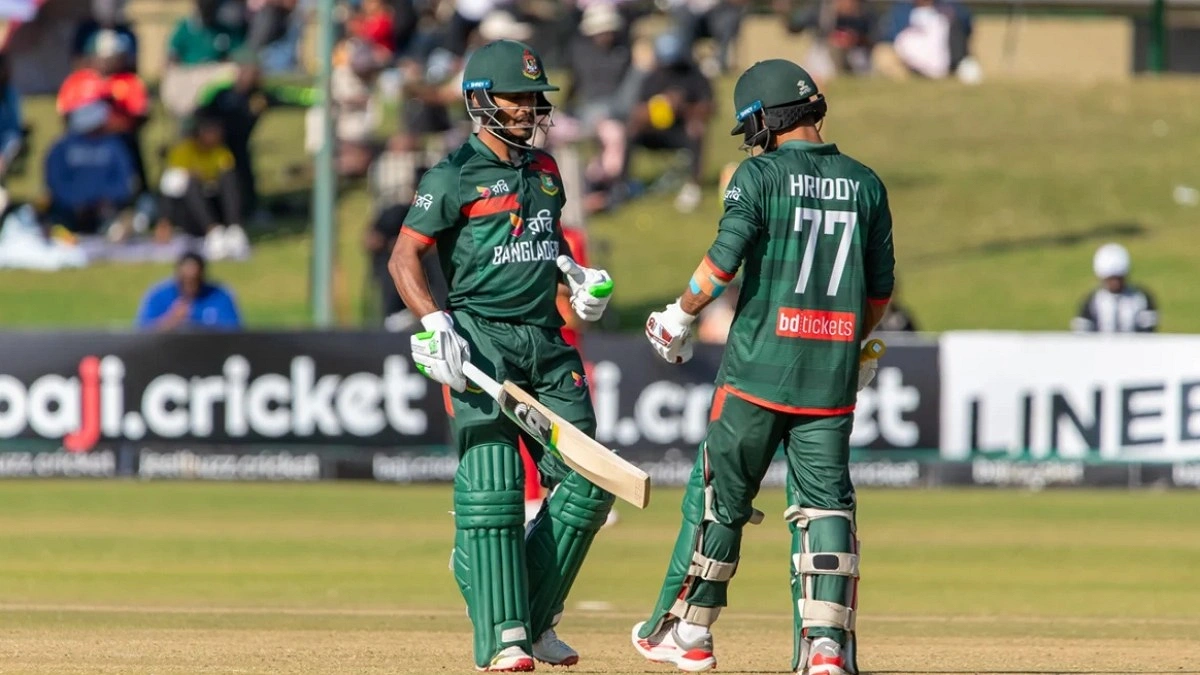 টেস্টের পর ওয়ানডেতেও লজ্জার হার