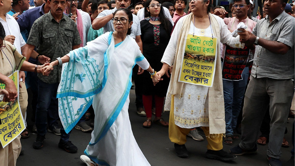 ধর্মতলায় শহীদ দিবসের সভার অনুমতি চেয়ে হাইকোর্টে মমতার তৃণমূল