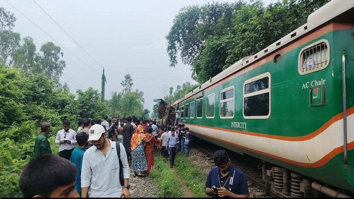 সিগন্যাল চুরিতে বাড়ছে ট্রেন দুর্ভোগ