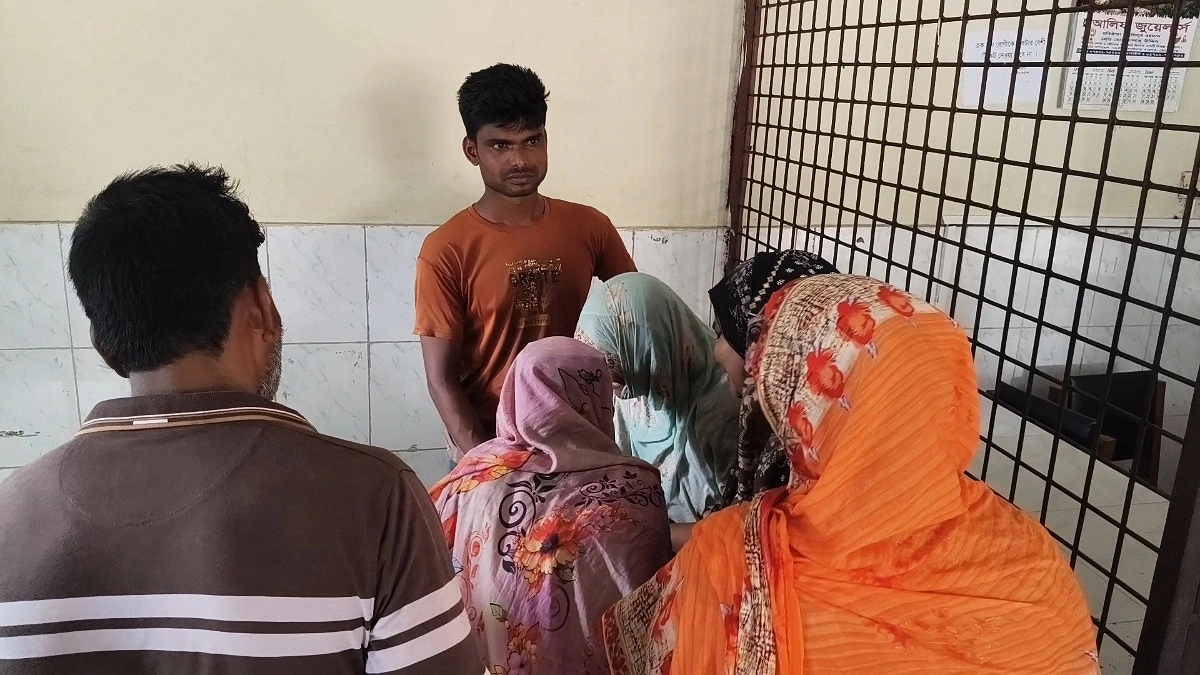 মোটর ঘরে সিসি ক্যামেরা লাগাতে গিয়ে বিদ্যুৎস্পৃষ্ট ৩ কৃষক, একজনের মৃত্যু