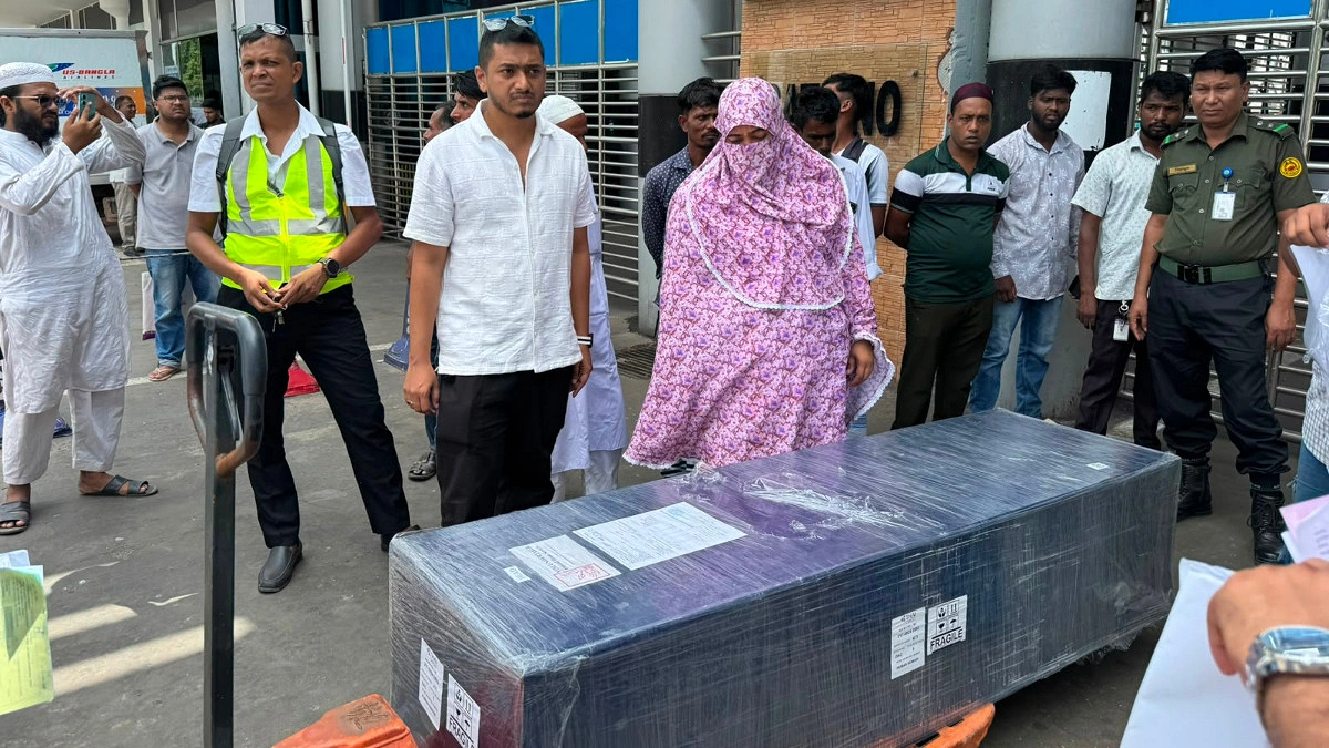 এক বছরের চেষ্টায় কম্বোডিয়া থেকে ফিরল প্রবাসীর লাশ