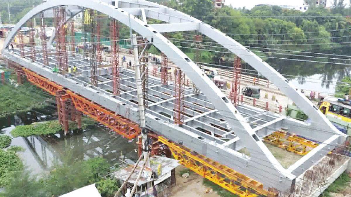 বছর গড়ায় দুর্ভোগ বাড়ে