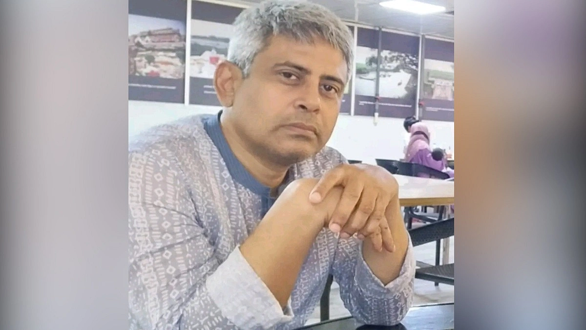 জাবি প্রক্টরের পদত্যাগ, নতুন প্রক্টর অধ্যাপক জাকির