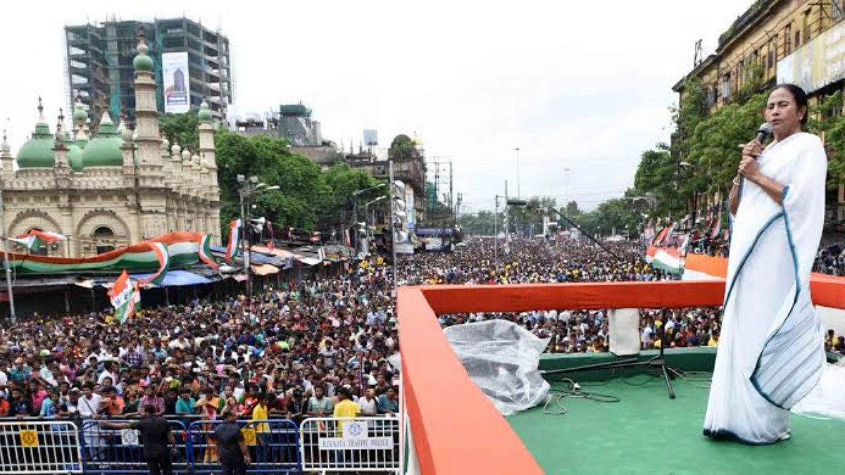 ধর্মতলায় ২১ জুলাইয়ের শহিদ দিবসের সভায় মিলল না পুলিশের অনুমতি