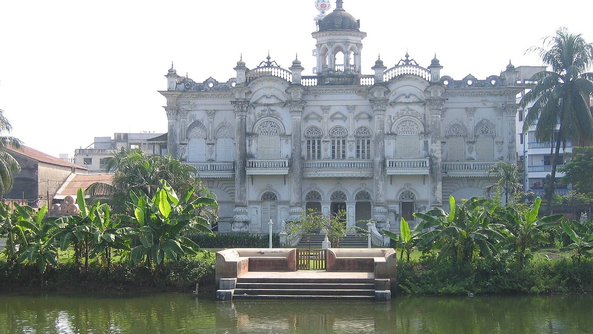রোজ গার্ডেন