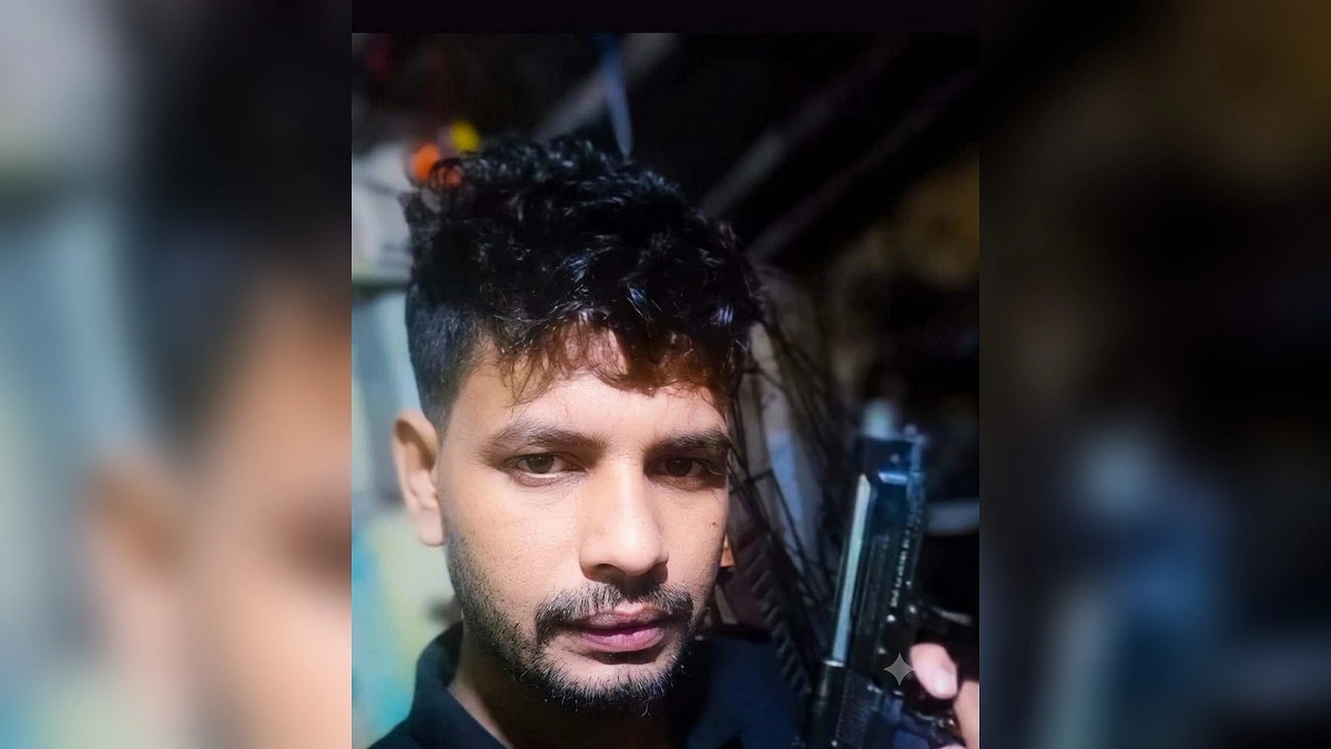 বোমা ফাটিয়ে ডিবি পুলিশের কাছ থেকে ছিনিয়ে নেওয়া হলো আসামি