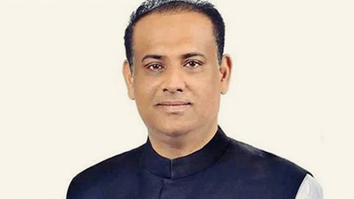 গুলশানে জাবেদের ২ ফ্ল্যাটে মালামালের তালিকা তৈরি করছে দুদক
