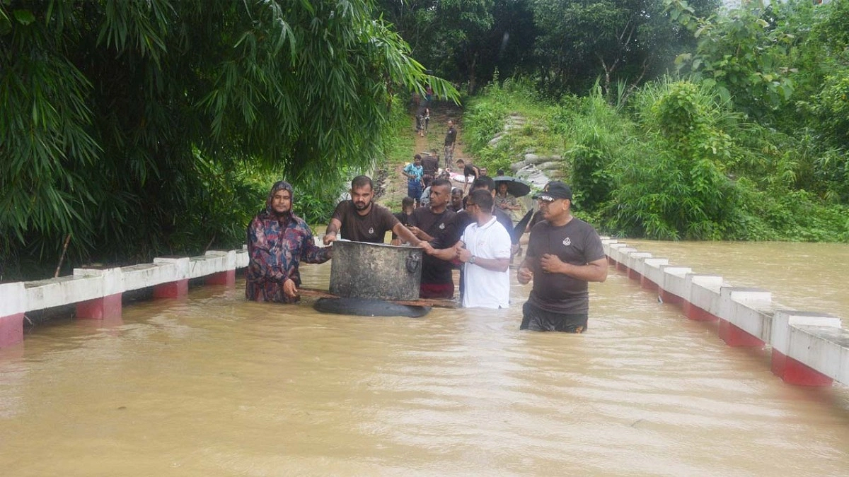 বন্যাকবলিত ১১ জেলায় বিজিবি মোতায়েন