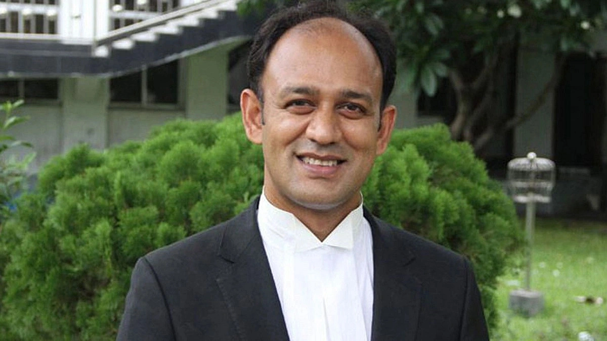 দুটি মামলায় জামিন পেলেন ব্যারিস্টার সুমন