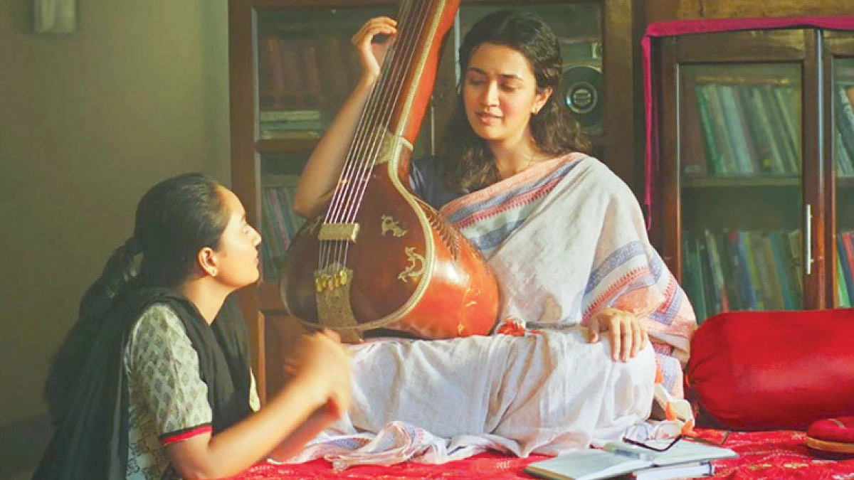 মুক্তি পাচ্ছে ‘শেকড়’