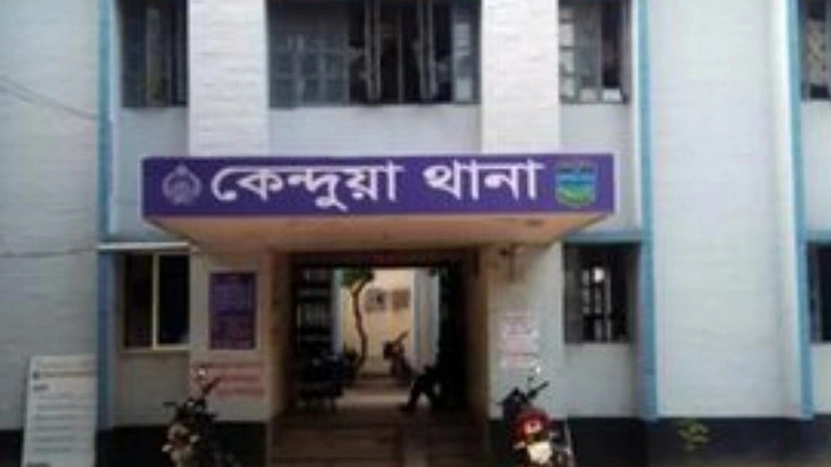 ছেলেকে বাঁচাতে গিয়ে প্রাণ গেল বাবার