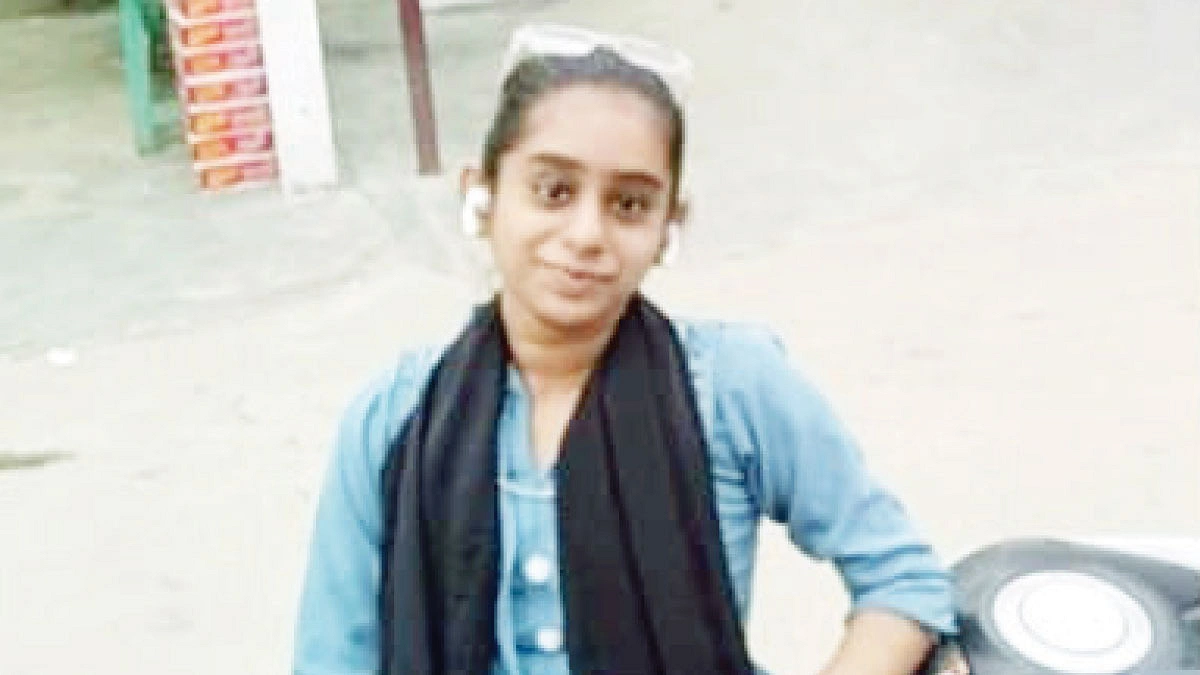 শেষ বিকালের যে  প্রেম গড়াল মৃত্যুতে
