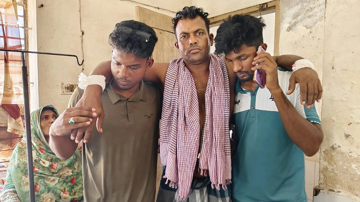 কুমারখালীতে ব্যবসায়ীর ওপর হামলার অভিযোগ, বাড়িতে গুলি