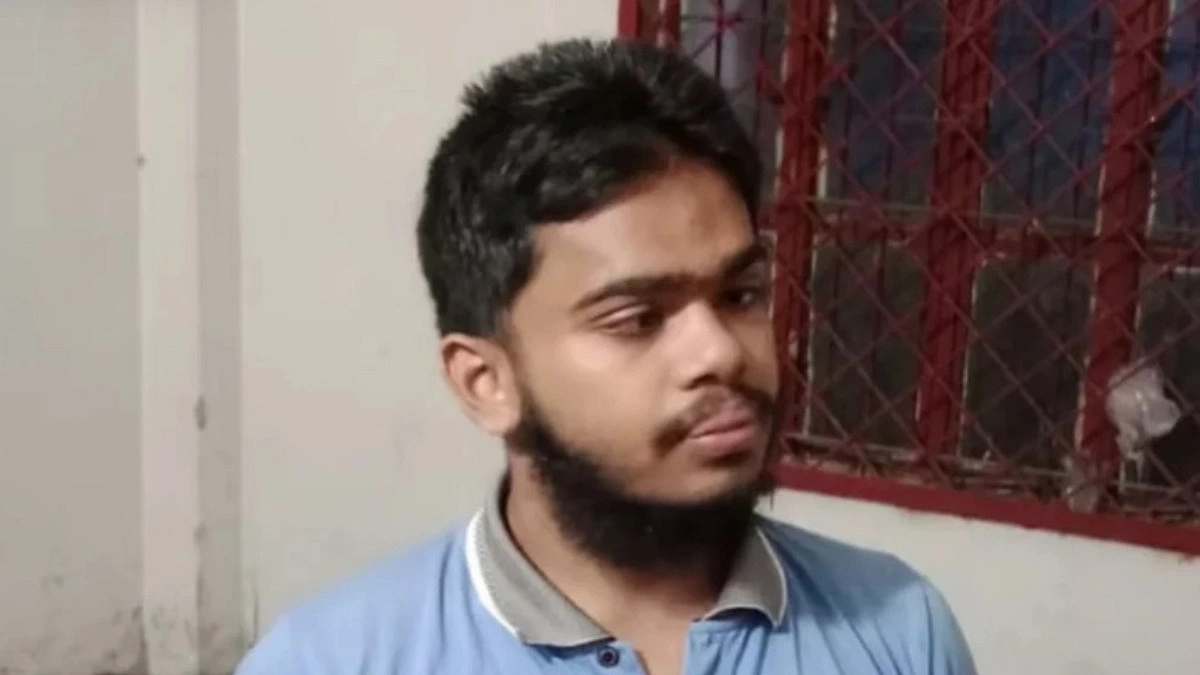 চবিতে ছাত্রীর শ্লীলতাহানি, দোকান কর্মচারী আটক