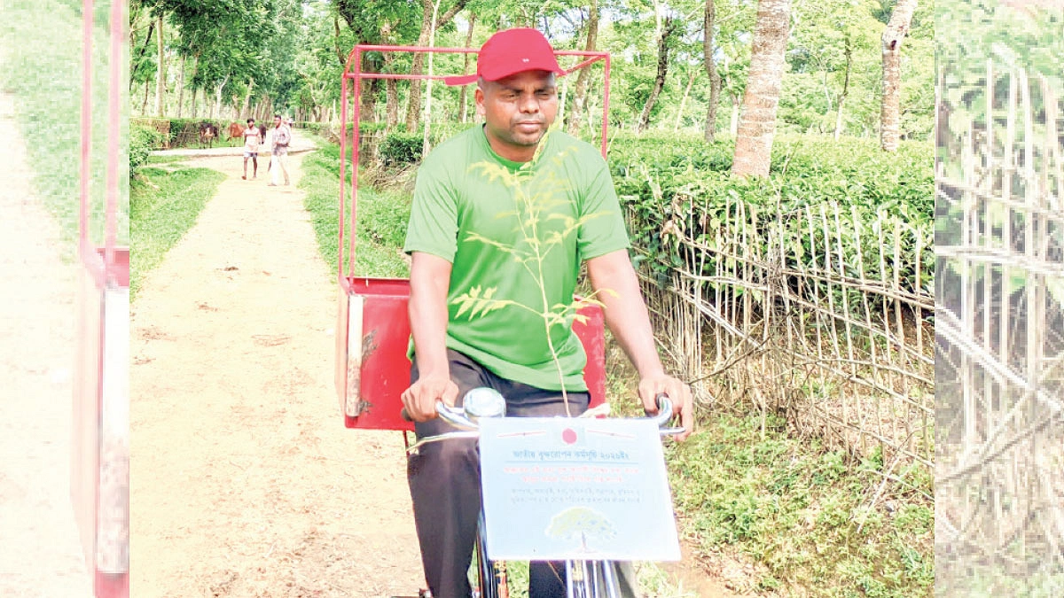 অভাবেও সবুজ দেশ গড়ছেন বিষ্ণু হাজরা