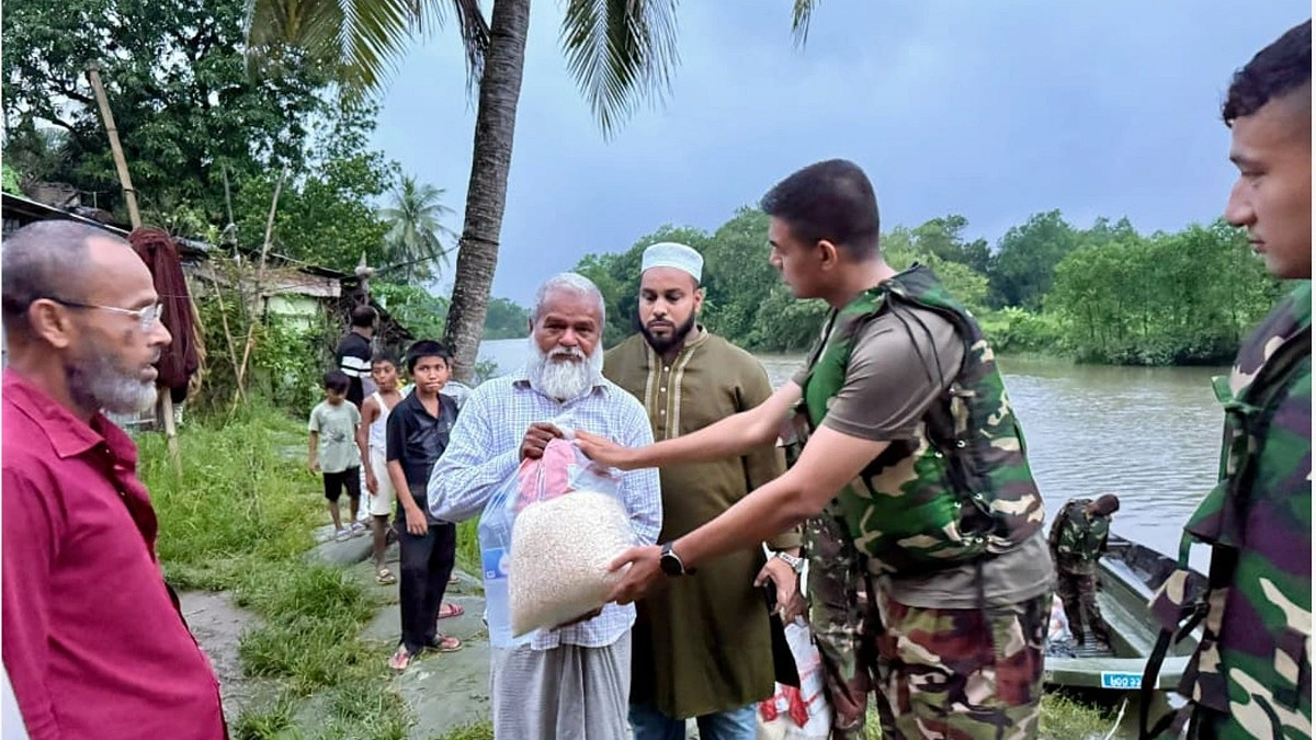 বন্যা মোকাবিলায় চট্টগ্রামে সেনা মোতায়েন
