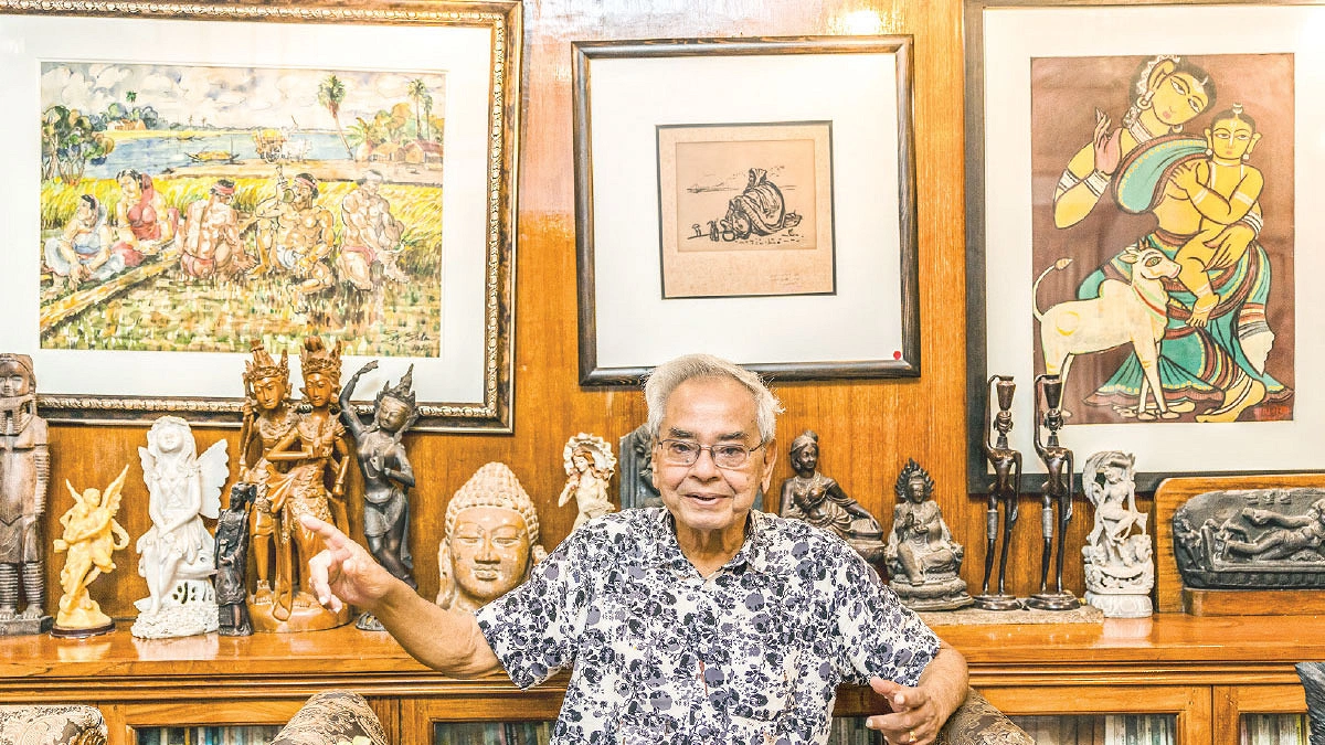 এখনো  সুন্দরের খোঁজে মঈন চৌধুরী