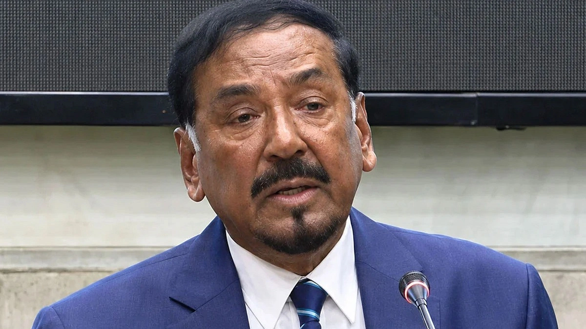 ভারপ্রাপ্ত রাষ্ট্রপতি হাফিজ উদ্দিন আহমদ, প্রজ্ঞাপন জারি