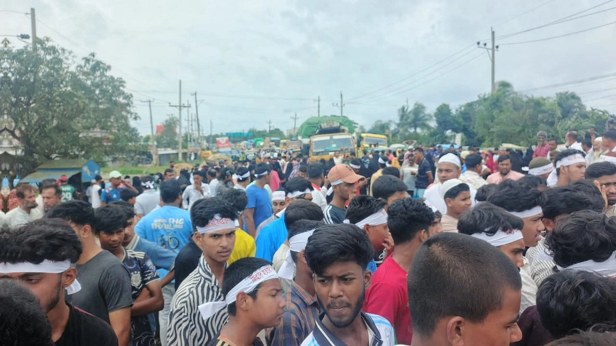জিহাদ হত্যার বিচারের দাবিতে ঢাকা-সিলেট মহাসড়ক অবরোধ