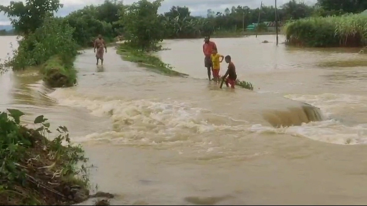 পাহাড়ি ঢলে নেত্রকোনায় প্লাবন