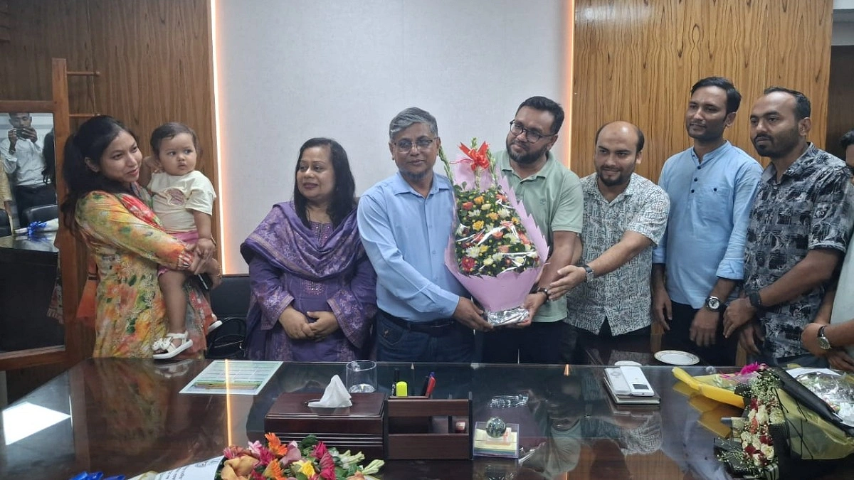 খুলনা কৃষি বিশ্ববিদ্যালয়ে যোগদান করলেন নতুন উপাচার্য