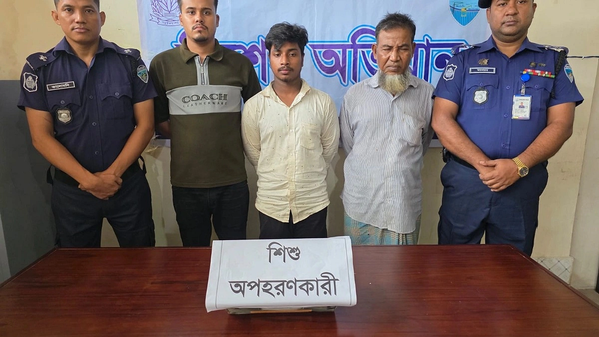 বাবার অসুস্থতার কথা বলে ভাতিজিকে অপহরণ, চাচাসহ গ্রেপ্তার ৩
