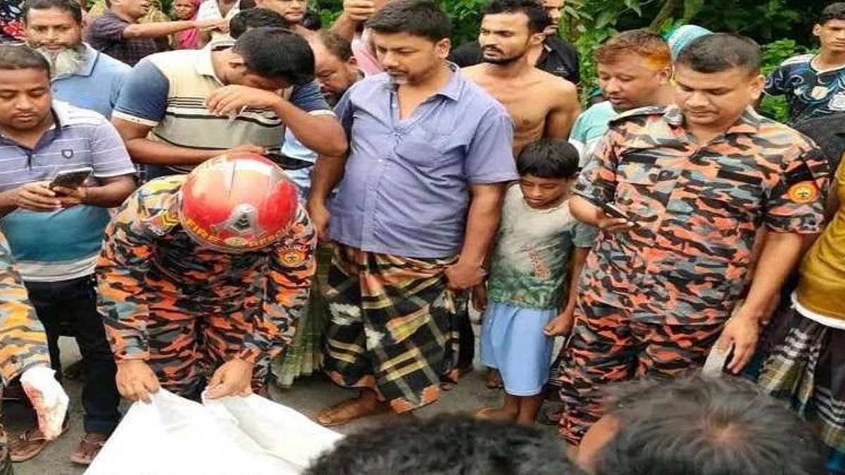 চিরিরবন্দরে ট্রাকচাপায় প্রাণ গেল মাদ্রাসাছাত্রের