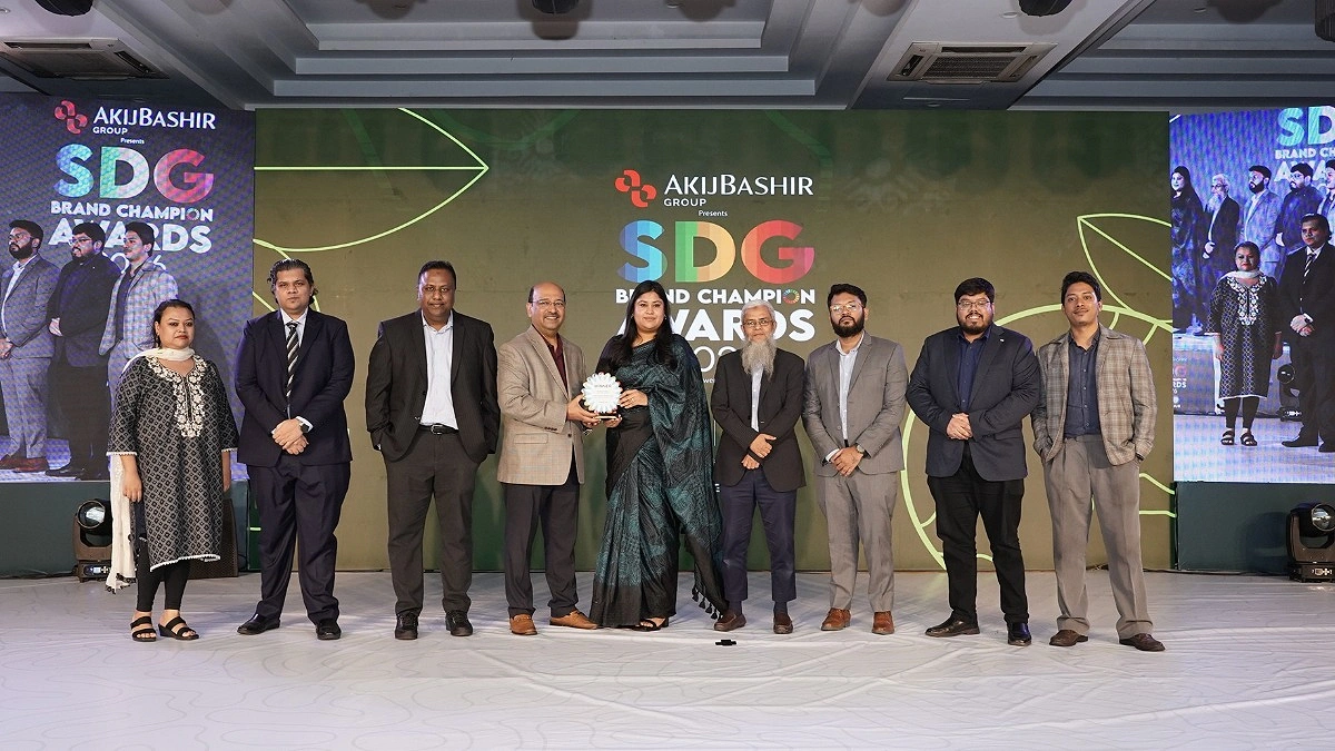 মোস্ট সাসটেইনেবল এফএমসিজিসহ ১১ পুরস্কার জিতল প্রাণ-আরএফএল গ্রুপ