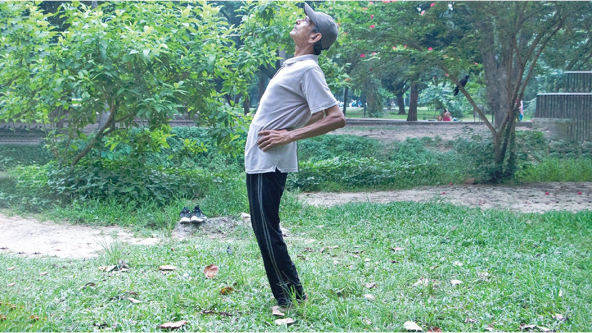 ৬০ পেরোলেও ব্যায়াম
