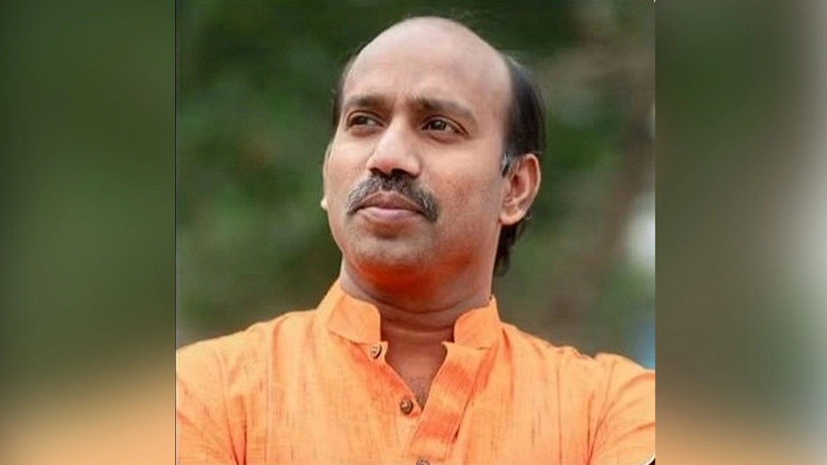 সরকার উৎখাতের পরিকল্পনার অভিযোগে নজরুল বিশ্ববিদ্যালয়ের শিক্ষক বরখাস্ত