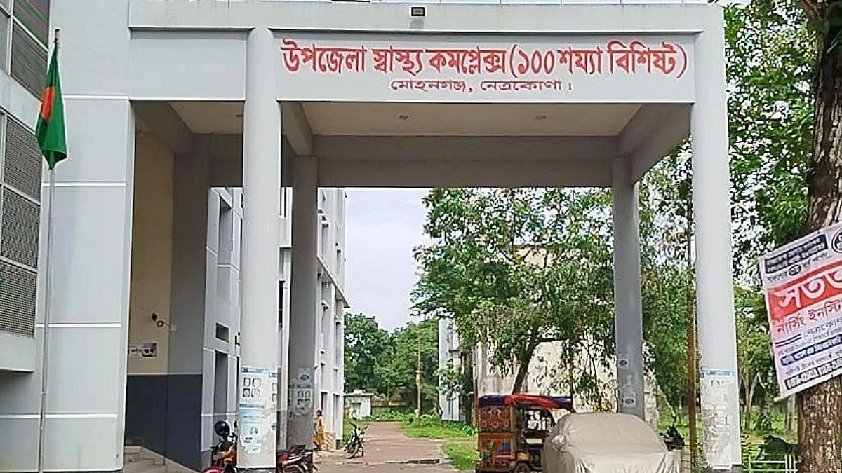 পেয়ারা পাড়তে গিয়ে বিদ্যুৎস্পৃষ্টে যুবকের মৃত্যু