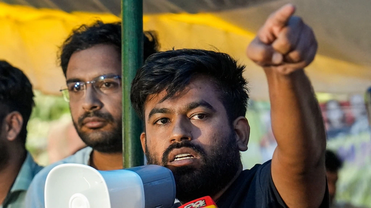 অনির্দিষ্টকালের অনশনে অভিজিৎ দীপকে