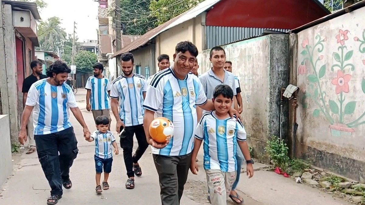 সেমিফাইনালে আর্জেন্টিনা, গরু জবাই করে খাওয়াবেন মেসিভক্ত মহি উদ্দিন