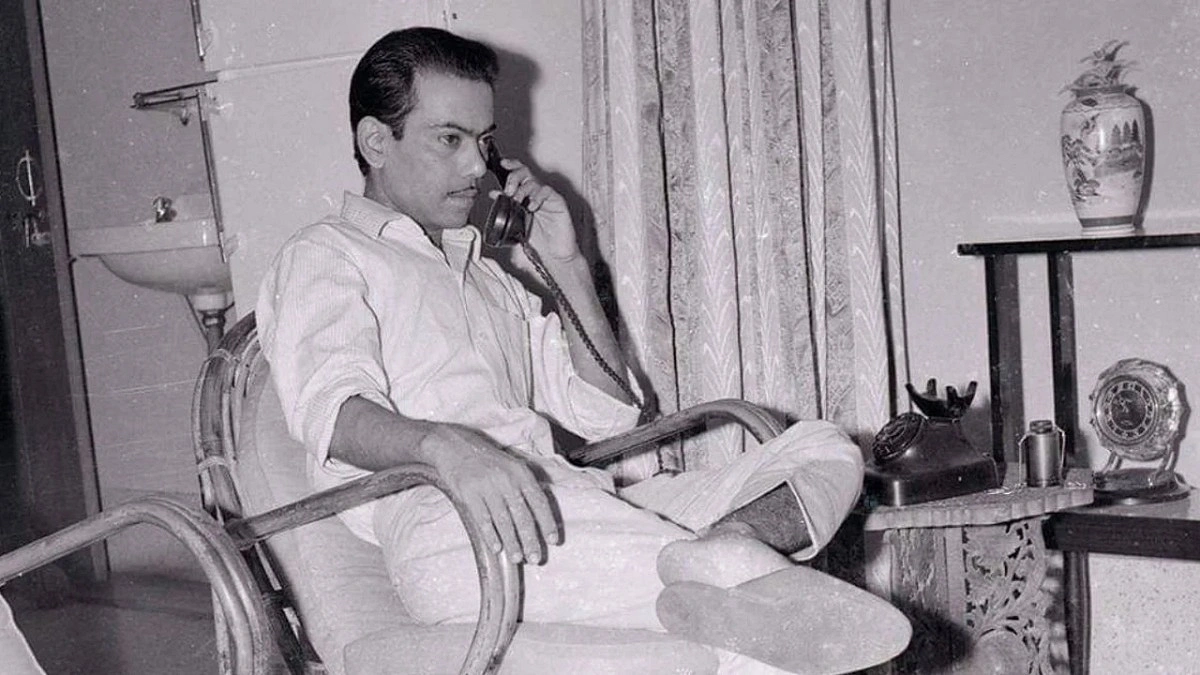 আজ শিল্প ও বিপ্লবের মহানায়ক জহির রায়হানের জন্মদিন