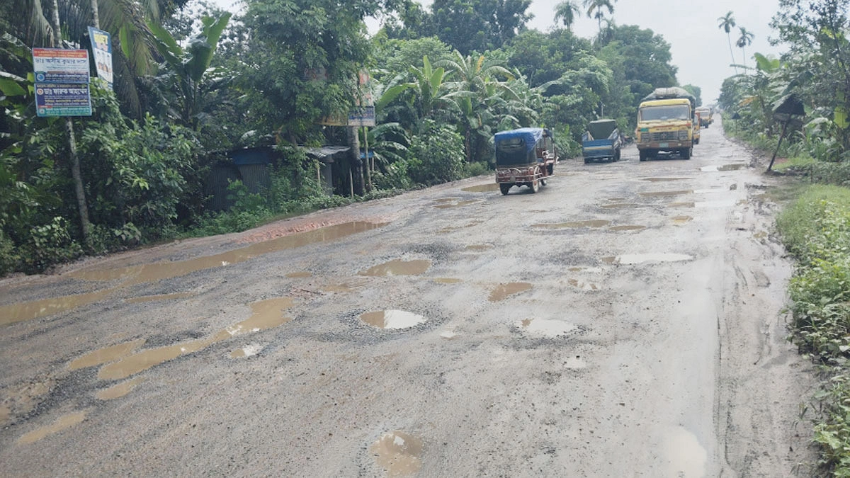 বর্ষণে দক্ষিণের ৩১০০ কিমি সড়ক ক্ষতিগ্রস্ত