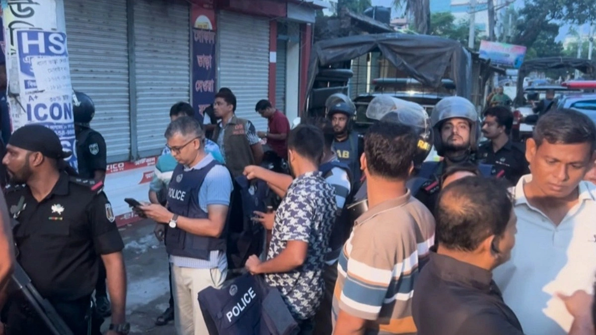 কুষ্টিয়ায় আমির হামজার গাড়িবহরে হামলার ঘটনায় থানায় অভিযোগ