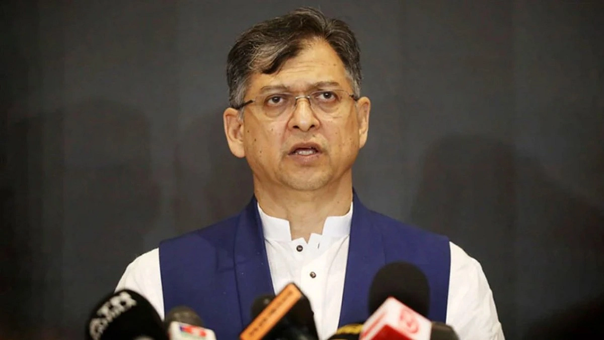 সমঝোতার ভিত্তিতেই সংবিধান সংস্কার : স্বরাষ্ট্রমন্ত্রী