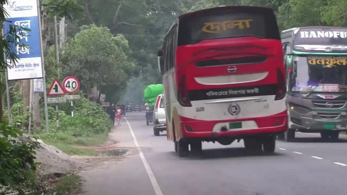 গোপালগঞ্জে দুই মহাসড়ক যেন মৃত্যুফাঁদ, সাত মাসে নিহত ৩৩