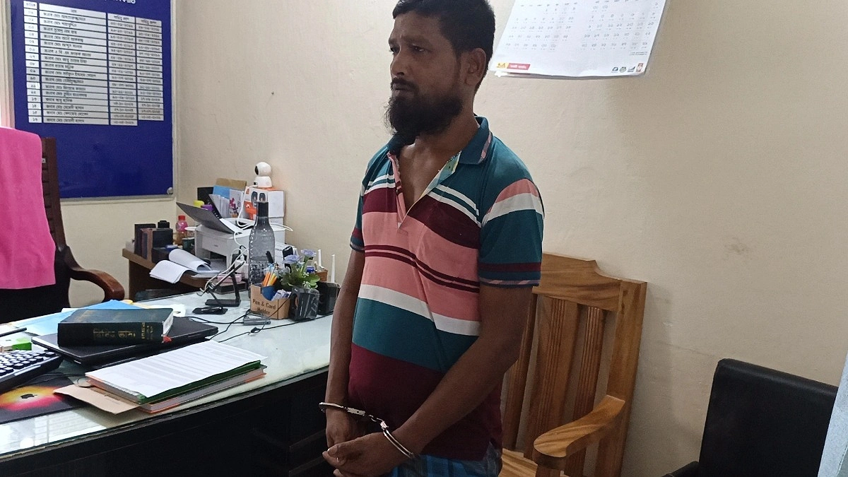 ঝালকাঠিতে বৃদ্ধাকে ধর্ষণের অভিযোগ, আটক ২